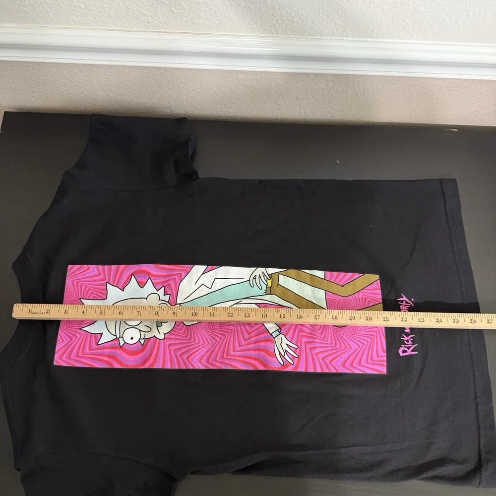 Primitive Rick & Morty T shirt Size Small Black‎ Neon Pink Graphic Tee